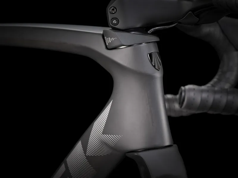 TREK Emonda SLR 7 AXS Road Bike in Matte Onyx Carbon-2